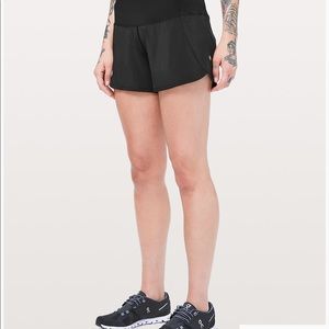 Lululemon Run Times Short II
4" Sz 8 Black